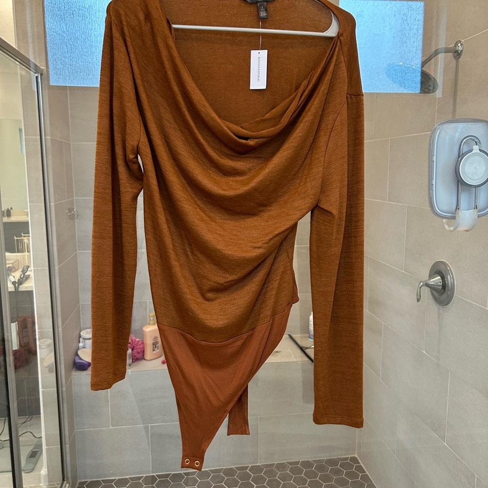 Never worn Banana Republic top